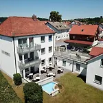 Otto - Bed & Breakfast Ottobeuren